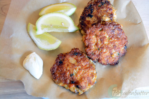 shrimp cakes | breadonbutter