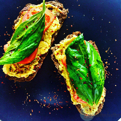 avocado toast | breadonbutter